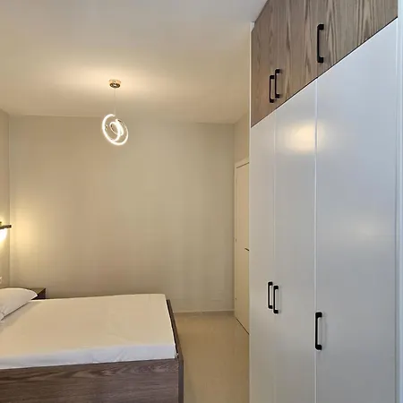 Apartament Chic With Balcony