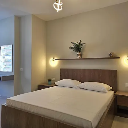 Chic With Balcony * Saranda