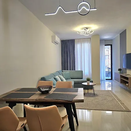 Apartament Chic With Balcony
