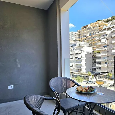 Chic With Balcony Saranda